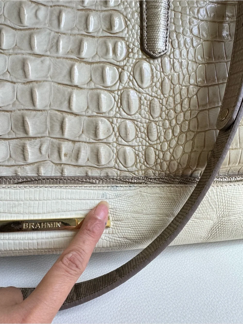 Brahmin Ivory Cream Croc Embossed Leather Large Tote Satchel Shoulder Bag